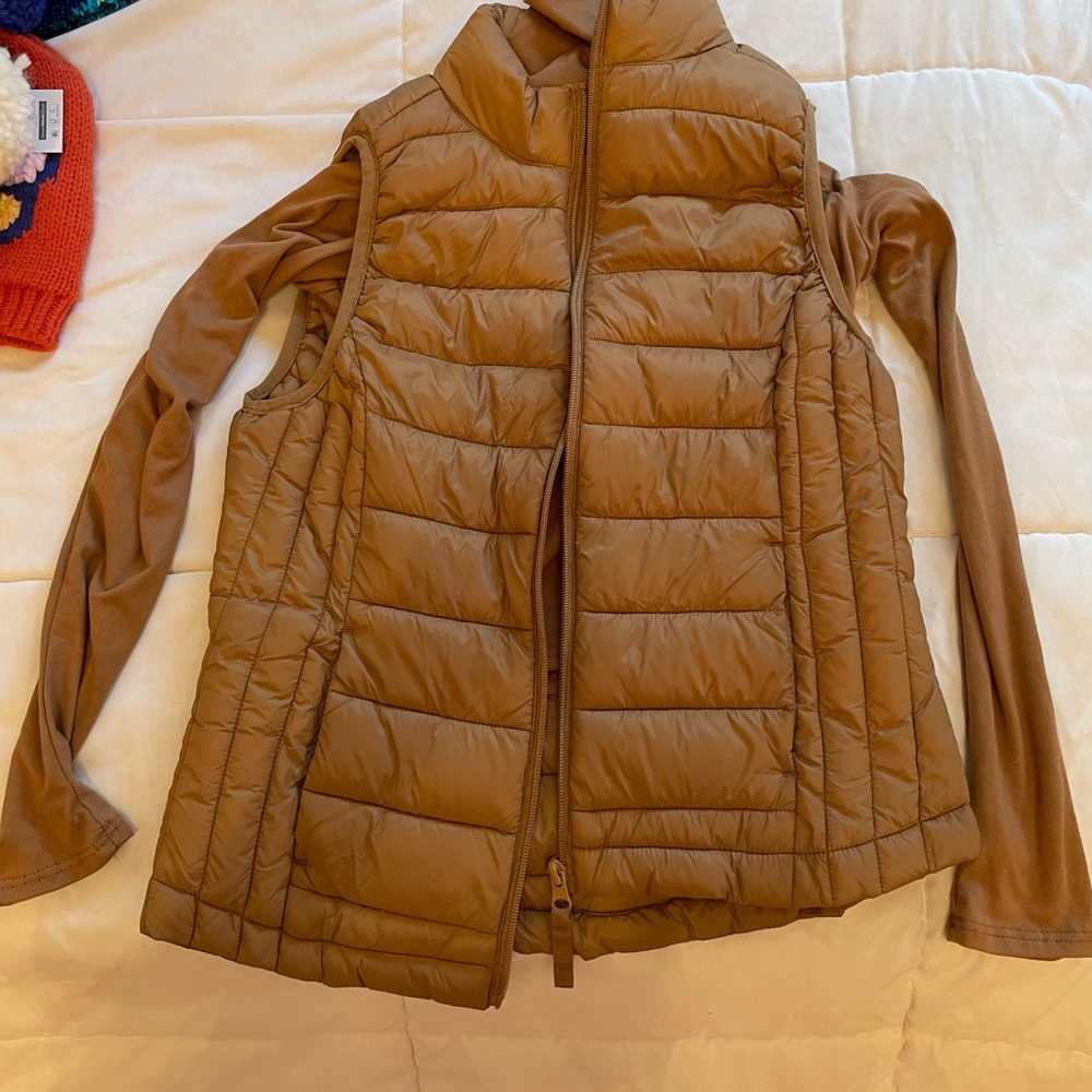 Womens Light Puffer New With Tags